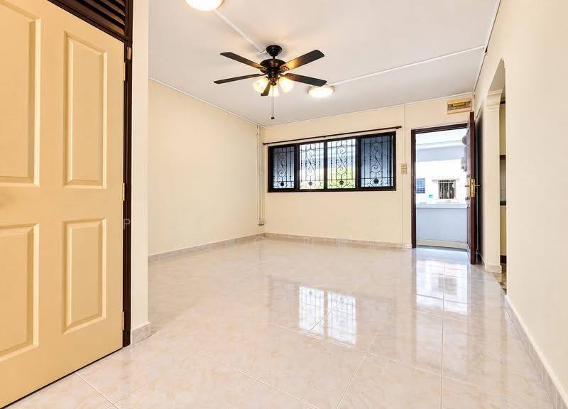 102 Potong Pasir Avenue 1, 102 Potong Pasir Avenue 1, Macpherson / Potong Pasir, 2 Bedrooms, 797 sqft, HDB Flat For Sale, by Pius Yap Chih Hong 叶智弘, 500271440 - Living Room - PropertyGuru.com.sg