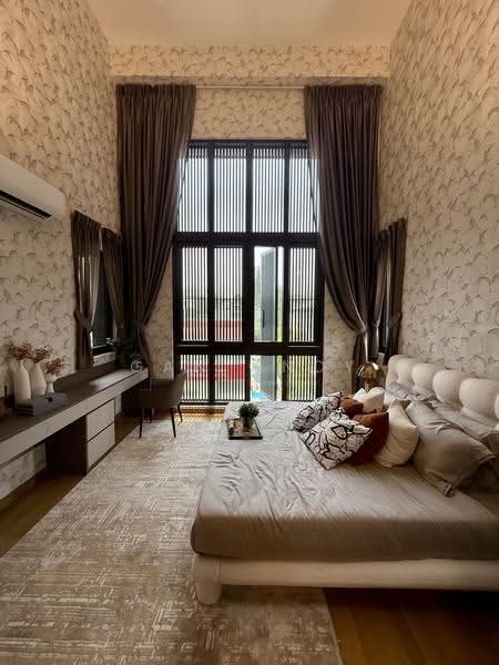 41 Fernhill Road, Newton / Novena, 6 Bedrooms, 7,441 sqft, Semi-Detached House For Sale, by Gan Andy, 500271444 - Bedroom - PropertyGuru.com.sg