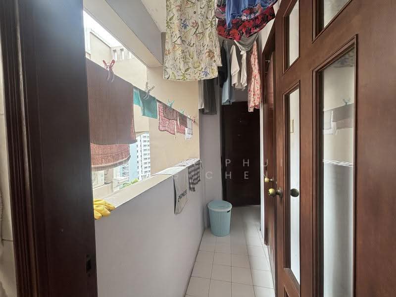 Castle Green, 483 Yio Chu Kang Road, Mandai / Upper Thomson, 3 Bedrooms, 1,151 sqft, Condominium For Sale, by Joanne Phui Fong Chen, 500271446 - Balcony - PropertyGuru.com.sg