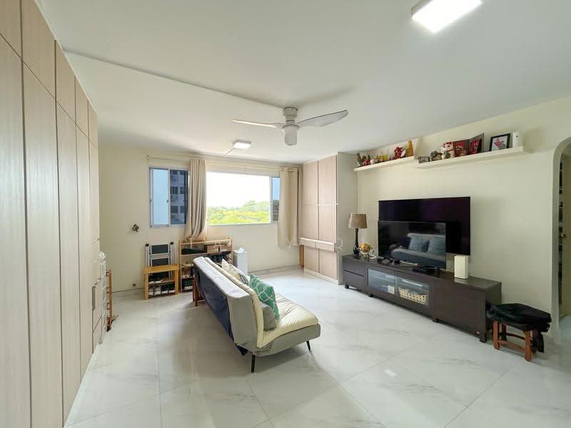 62 Marine Drive, 62 Marine Drive, East Coast / Marine Parade, 3 Bedrooms, 936 sqft, HDB Flat For Sale, by Tay Yiqi, 500271451 - Living Room - PropertyGuru.com.sg