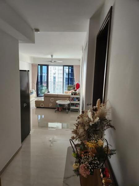 The Florence Residences, 89 Hougang Avenue 2, Hougang / Punggol / Sengkang, 4 Bedrooms, 1,283 sqft, Condominium For Sale, by SALLY, 500271452 - Living Room - PropertyGuru.com.sg