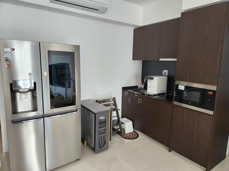 The Florence Residences, 89 Hougang Avenue 2, Hougang / Punggol / Sengkang, 4 Bedrooms, 1,283 sqft, Condominium For Sale, by SALLY, 500271452 - Kitchen - PropertyGuru.com.sg