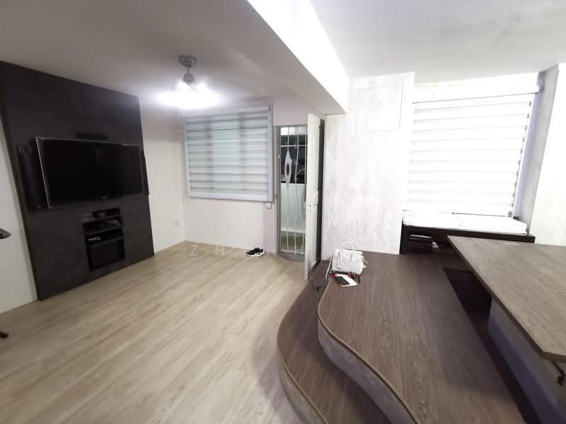 185 Boon Lay Avenue, 185 Boon Lay Avenue, Boon Lay / Jurong / Tuas, 4 Bedrooms, 1,270 sqft, HDB Flat For Sale, by Jose Loh Zhenhao, 500271464 - Living Room - PropertyGuru.com.sg