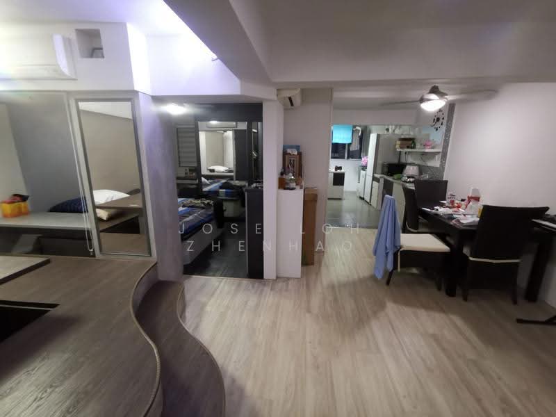 185 Boon Lay Avenue, 185 Boon Lay Avenue, Boon Lay / Jurong / Tuas, 4 Bedrooms, 1,270 sqft, HDB Flat For Sale, by Jose Loh Zhenhao, 500271464 - Living Room - PropertyGuru.com.sg