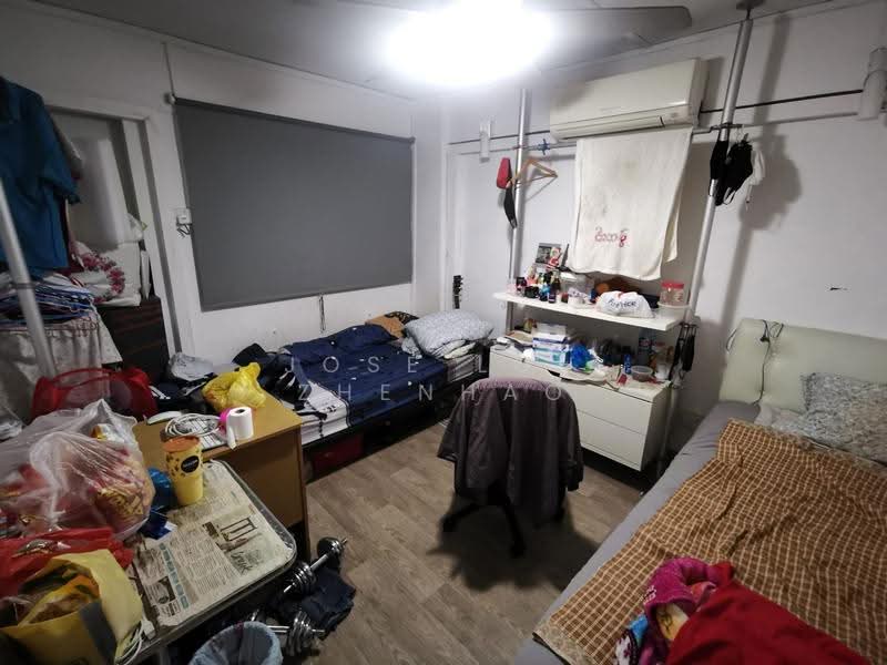 185 Boon Lay Avenue, 185 Boon Lay Avenue, Boon Lay / Jurong / Tuas, 4 Bedrooms, 1,270 sqft, HDB Flat For Sale, by Jose Loh Zhenhao, 500271464 - Bedroom - PropertyGuru.com.sg