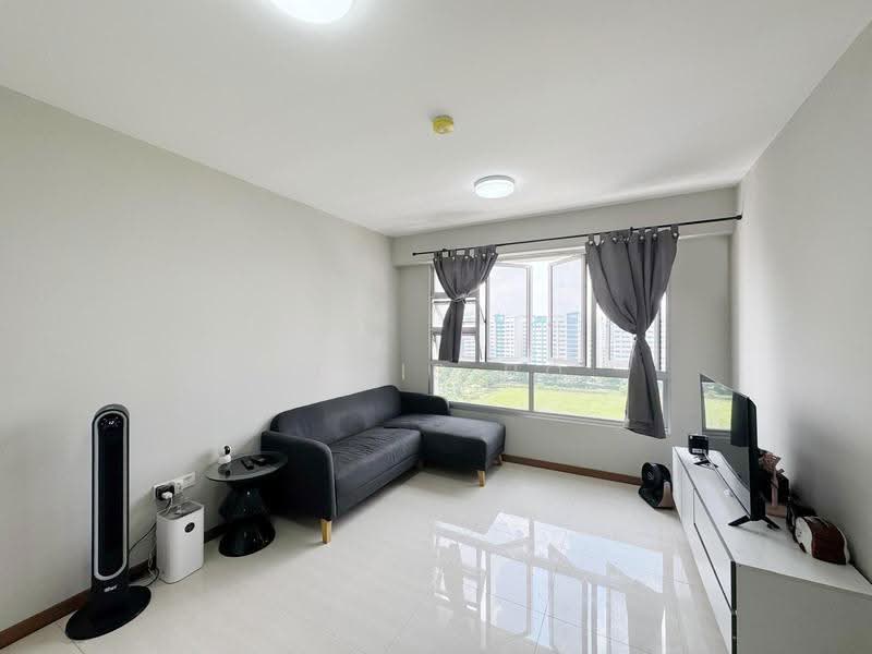 109A Canberra Walk, 109A Canberra Walk, Sembawang / Yishun, 2 Bedrooms, 742 sqft, HDB Flat For Sale, by Lewis Ho, 500271465 - Living Room - PropertyGuru.com.sg