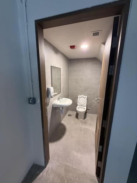 Stellar @ Tampines, 12 Tampines North Drive 4, Pasir Ris / Tampines, 2,221 sqft, Factory / Workshop (B2) For Rent, by Jess Poh, 500271466 - Bathroom - CommercialGuru.com.sg