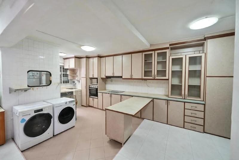 556 Jurong West Street 42, 556 556, Boon Lay / Jurong / Tuas, 3 Bedrooms, 1,593 sqft, HDB Flat For Sale, by Celine Kam, 500271473 - PropertyGuru.com.sg