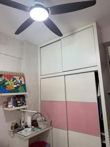 Summerdale, 2 Boon Lay Drive, Boon Lay / Jurong / Tuas, 3 Bedrooms, 1,399 sqft, Condominium For Sale, by Duraisamy Chandramohan (D C Mohan), 500271478 - Bedroom - PropertyGuru.com.sg