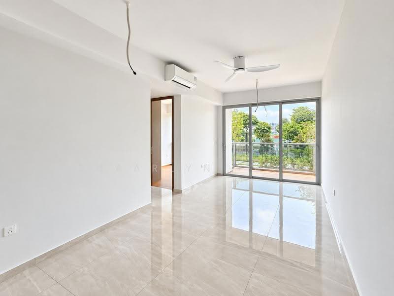 Grand Dunman, 16 Dunman Road, East Coast / Marine Parade, 3 Bedrooms, 926 sqft, Condominium For Sale, by Shaarlyn Yeow, 500271483 - Living Room - PropertyGuru.com.sg