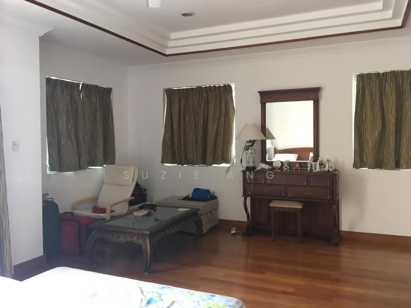 Available immediate! 3-sty Detached house near amenities, Upper East Coast Rd, Opera Estate, Siglap Rd, East Coast / Marine Parade, 6 Bedrooms, 5,000 sqft, Detached House For Rent, by Suzie Ang, 500271491 - Bedroom - PropertyGuru.com.sg