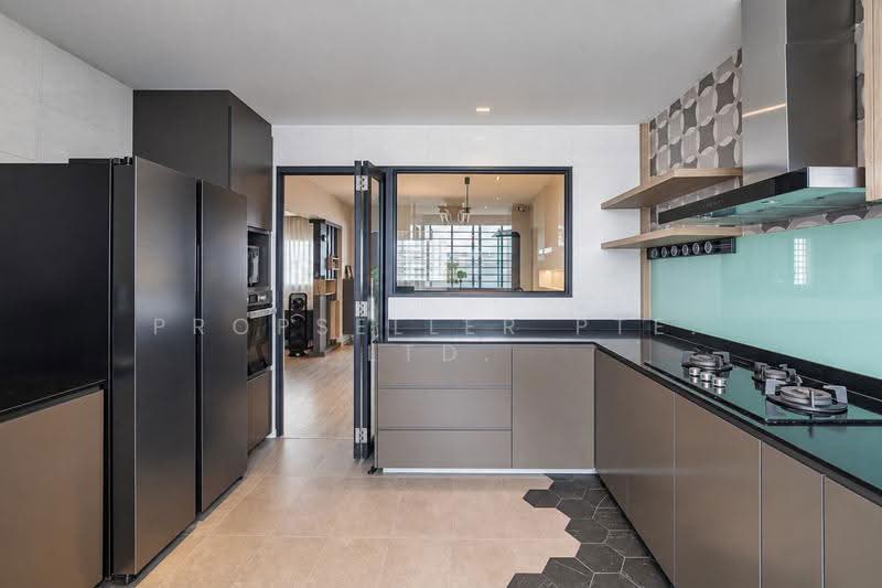 977 Jurong West Street 93, 977 Jurong West Street 93, Boon Lay / Jurong / Tuas, 3 Bedrooms, 1,302 sqft, HDB Flat For Sale, by ADNIX LIU, 500271501 - Kitchen - PropertyGuru.com.sg