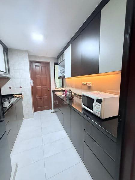Simsville, 8 Geylang East Avenue 2, Eunos / Geylang / Paya Lebar, 2 Bedrooms, 980 sqft, Condominium For Rent, by Anthea Yeo 杨丽娇, 500271504 - Kitchen - PropertyGuru.com.sg