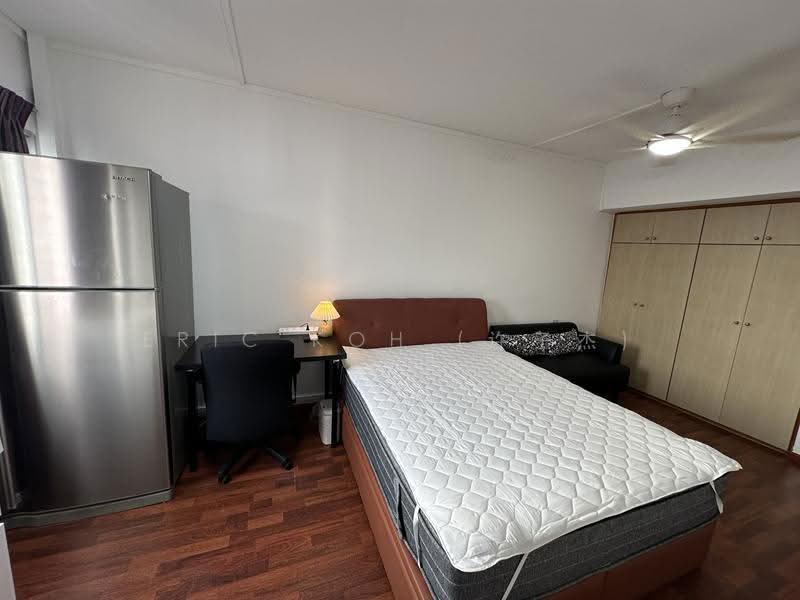People's Park Complex, 1 Park Road, Boat Quay / Raffles Place / Marina, Room Rental, 350 sqft, Apartment For Rent, by Eric Koh (许子杰), 500271507 - Bedroom - PropertyGuru.com.sg
