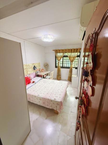 542 Woodlands Drive 16, 542 Woodlands Drive 16, Admiralty / Woodlands, 4 Bedrooms, 1,238 sqft, HDB Flat For Sale, by Richard Lee 李昌盛, 500271509 - Bedroom - PropertyGuru.com.sg