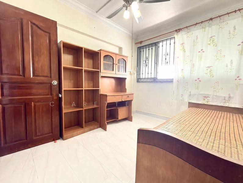 864 Yishun Avenue 4, 864 Yishun Avenue 4, Sembawang / Yishun, 3 Bedrooms, 1,119 sqft, HDB Flat For Sale, by Clarette Chua, 500271511 - Bedroom - PropertyGuru.com.sg