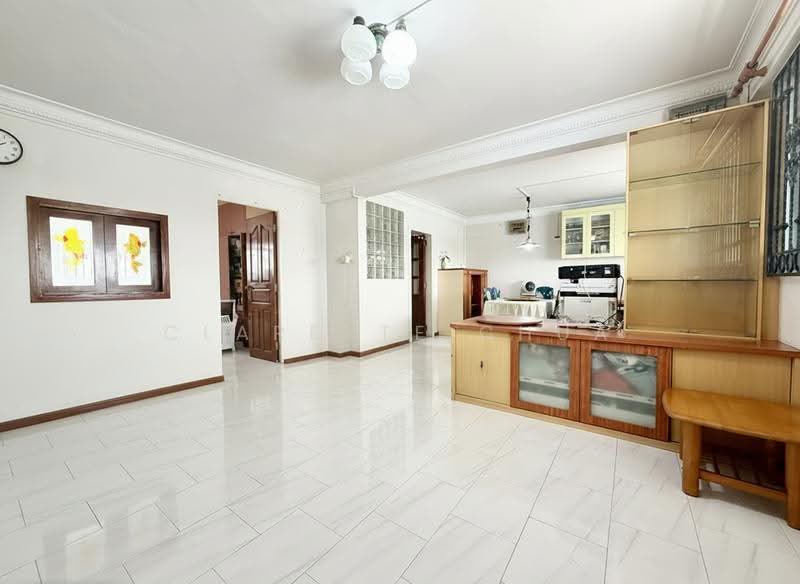 864 Yishun Avenue 4, 864 Yishun Avenue 4, Sembawang / Yishun, 3 Bedrooms, 1,119 sqft, HDB Flat For Sale, by Clarette Chua, 500271511 - Living Room - PropertyGuru.com.sg