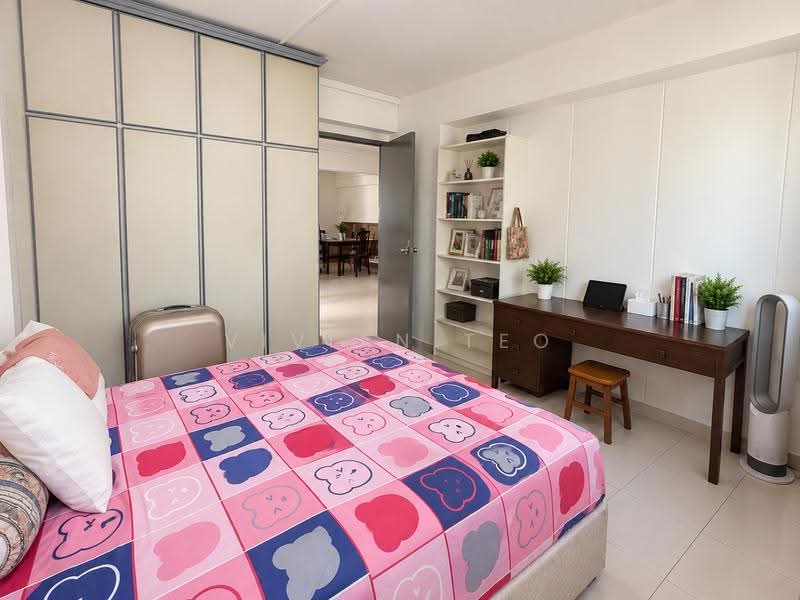 569 Pasir Ris Street 51, 569 Pasir Ris Street 51, Pasir Ris / Tampines, 4 Bedrooms, 1,324 sqft, HDB Flat For Sale, by Vivian Teo, 500271512 - Bedroom - PropertyGuru.com.sg