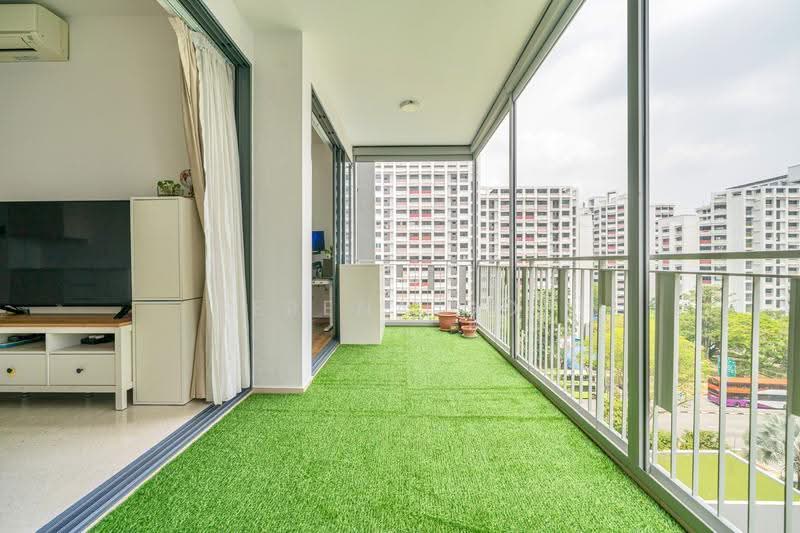 The Luxurie, 27 Compassvale Road, Hougang / Punggol / Sengkang, 2 Bedrooms, 775 sqft, Condominium For Sale, by Serena Goh, 500271516 - Balcony - PropertyGuru.com.sg