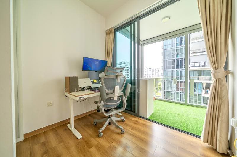The Luxurie, 27 Compassvale Road, Hougang / Punggol / Sengkang, 2 Bedrooms, 775 sqft, Condominium For Sale, by Serena Goh, 500271516 - Bedroom 2 - PropertyGuru.com.sg