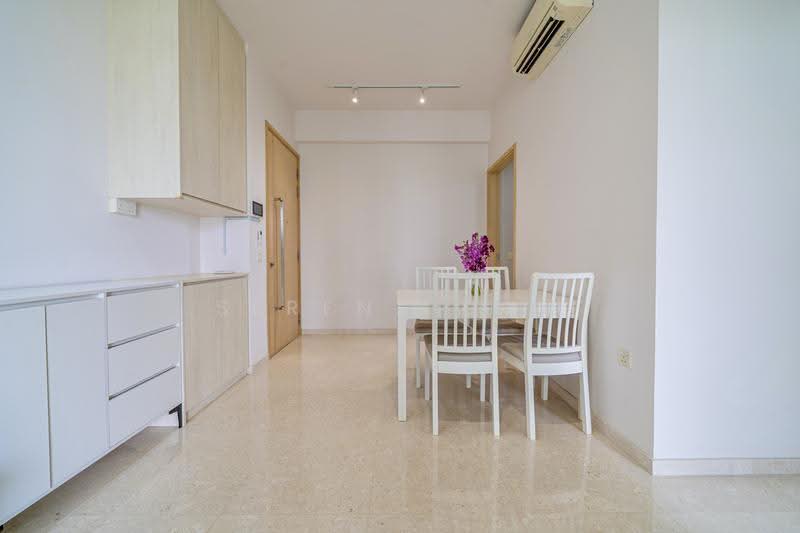The Luxurie, 27 Compassvale Road, Hougang / Punggol / Sengkang, 2 Bedrooms, 775 sqft, Condominium For Sale, by Serena Goh, 500271516 - Dining Room - PropertyGuru.com.sg
