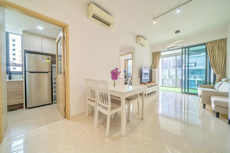 The Luxurie, 27 Compassvale Road, Hougang / Punggol / Sengkang, 2 Bedrooms, 775 sqft, Condominium For Sale, by Serena Goh, 500271516 - Dining Room - PropertyGuru.com.sg