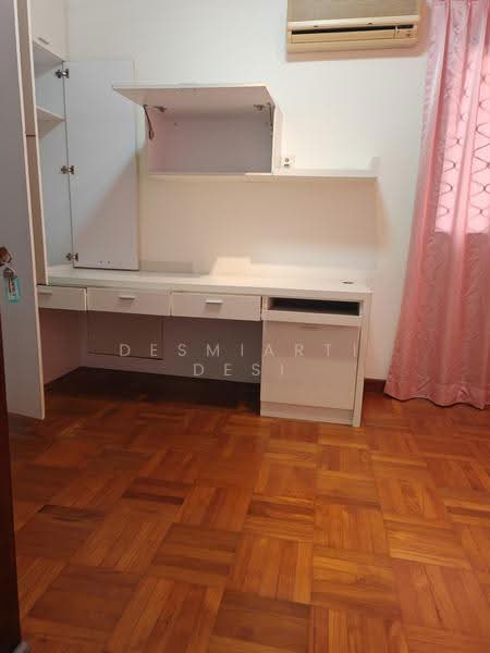 6 BEDROOMS CORNER SEMI DETACHED 3 STOREY 4000SQFT, Jln Rimau of Eunos Road, Eunos / Geylang / Paya Lebar, 6 Bedrooms, 4,000 sqft, Semi-Detached House For Rent, by Desmiarti Desi, 500271519 - Study - PropertyGuru.com.sg