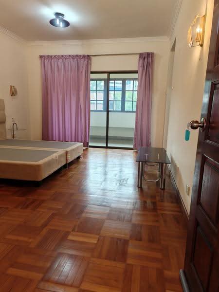 6 BEDROOMS CORNER SEMI DETACHED 3 STOREY 4000SQFT, Jln Rimau of Eunos Road, Eunos / Geylang / Paya Lebar, 6 Bedrooms, 4,000 sqft, Semi-Detached House For Rent, by Desmiarti Desi, 500271519 - Bedroom - PropertyGuru.com.sg
