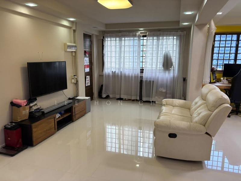 11 Upper Boon Keng Road, 11 Upper Boon Keng Road, Eunos / Geylang / Paya Lebar, 2 Bedrooms, 807 sqft, HDB Flat For Rent, by Lee Hon Chan, 500271529 - Living Room - PropertyGuru.com.sg