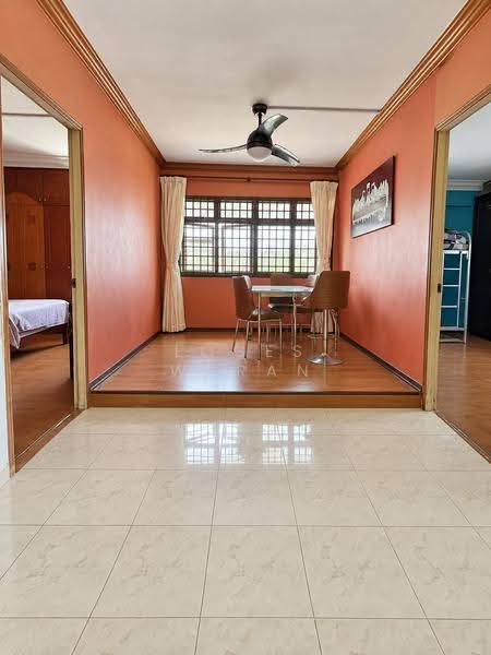 7 Ghim Moh Road, 7 Ghim Moh Road, Tanglin / Holland / Bukit Timah, 3 Bedrooms, 1,280 sqft, HDB Flat For Rent, by Loges Waran, 500271532 - Dining Room - PropertyGuru.com.sg