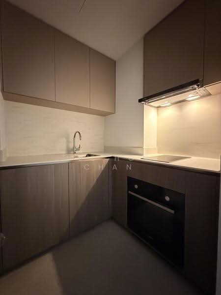 Hillock Green, 22-28 Lentor Central, Mandai / Upper Thomson, 2 Bedrooms, 786 sqft, Condominium For Sale, by Lee Hon Chan, 500271534 - Kitchen - PropertyGuru.com.sg