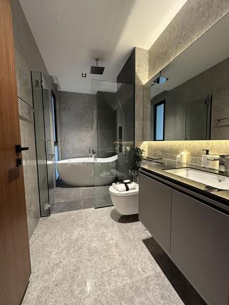 Sembawang Park, Sembawang / Yishun, 5 Bedrooms, 1,771 sqft, Terraced House For Sale, by Yeong Wei Jian, 500271542 - PropertyGuru.com.sg