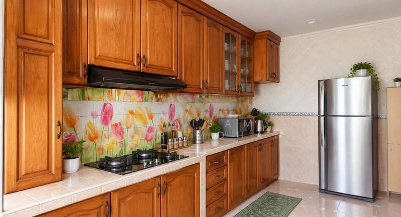 517 Jurong West Street 52, 517 Jurong West Street 52, Boon Lay / Jurong / Tuas, 2 Bedrooms, 829 sqft, HDB Flat For Sale, by Duraisamy Chandramohan (D C Mohan), 500271544 - Kitchen - PropertyGuru.com.sg