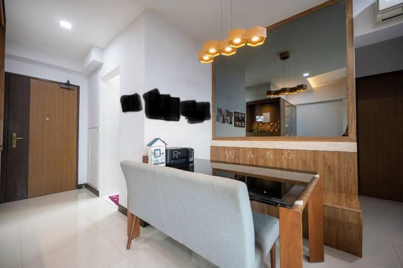 194B Bukit Batok West Avenue 6, 194B Bukit Batok West Avenue 6, Dairy Farm / Bukit Panjang / Choa Chu Kang, 2 Bedrooms, 732 sqft, HDB Flat For Sale, by Edward Wang, 500271547 - Entrance - PropertyGuru.com.sg