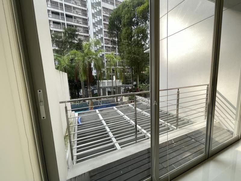 Balmoral Heights, 8 Balmoral Crescent, Tanglin / Holland / Bukit Timah, 3 Bedrooms, 1,163 sqft, Apartment For Rent, by Arun Kumar, 500271550 - Balcony - PropertyGuru.com.sg