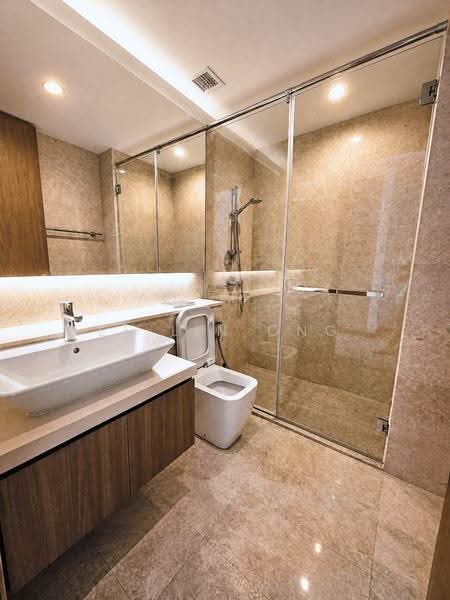 Greenwood Mews, 271 Greenwood Avenue, Newton / Novena, 5 Bedrooms, 3,100 sqft, Cluster House For Rent, by Ee Lin Ong, 500271551 - Bathroom - PropertyGuru.com.sg