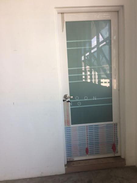 Woodlands 11, 11 Woodlands Close, Admiralty / Woodlands, 1,830 sqft, Light Industrial (B1) For Sale, by Lim Boon Heng, 500271553 - Entrance - CommercialGuru.com.sg