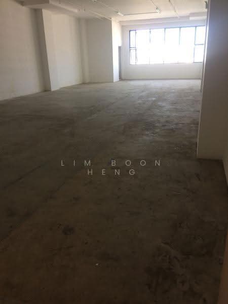 Woodlands 11, 11 Woodlands Close, Admiralty / Woodlands, 1,830 sqft, Light Industrial (B1) For Sale, by Lim Boon Heng, 500271553 - Interior - CommercialGuru.com.sg