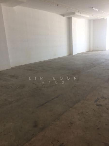 Woodlands 11, 11 Woodlands Close, Admiralty / Woodlands, 1,830 sqft, Light Industrial (B1) For Sale, by Lim Boon Heng, 500271553 - Interior - CommercialGuru.com.sg