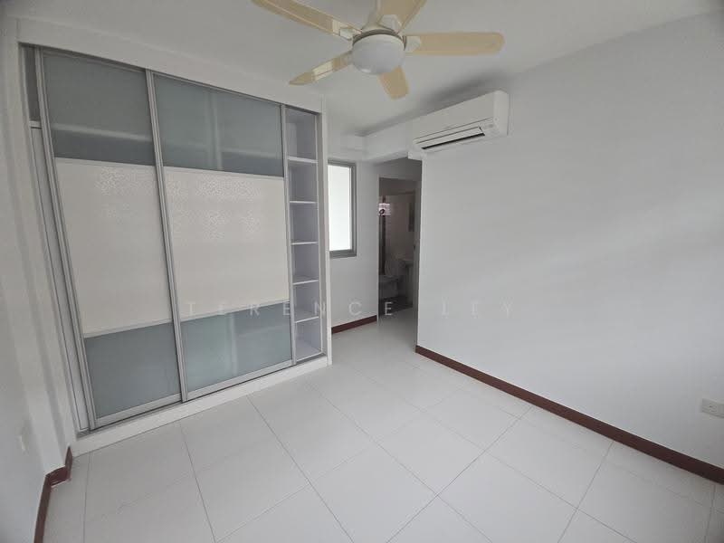 428B Yishun Avenue 11, 428B Yishun Avenue 11, Sembawang / Yishun, Room Rental, 80 sqft, HDB Flat For Rent, by Terence Ley, 500271570 - Master room with toilet - PropertyGuru.com.sg