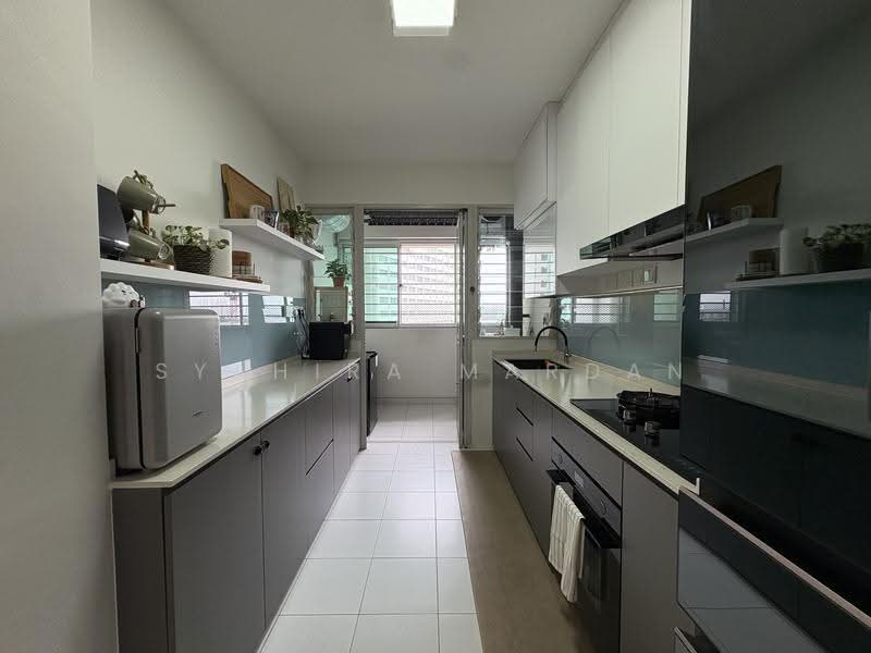 175A Corporation Tiara, 175A Yung Kuang Road, Boon Lay / Jurong / Tuas, 3 Bedrooms, 1,216 sqft, HDB Flat For Sale, by Syahira Mardan, 500271572 - Kitchen - PropertyGuru.com.sg