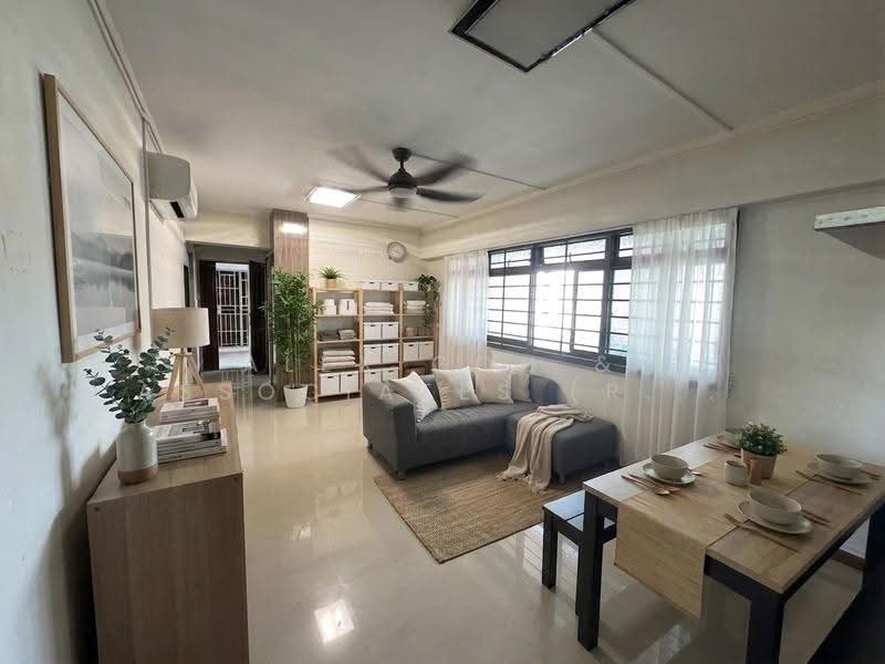 17 Jalan Tenteram, 17 Jalan Tenteram, Balestier / Toa Payoh, 3 Bedrooms, 807 sqft, HDB Flat For Sale, by Xie jielun, 500271581 - Living Room - PropertyGuru.com.sg