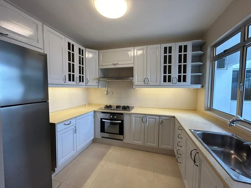 Watten Hill Condo, Watten View, Newton / Novena, 3 Bedrooms, 2,669 sqft, Condominium For Rent, by Ivy Ng, 500271585 - Kitchen - PropertyGuru.com.sg