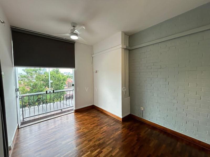 Watten Hill Condo, Watten View, Newton / Novena, 3 Bedrooms, 2,669 sqft, Condominium For Rent, by Ivy Ng, 500271585 - Balcony - PropertyGuru.com.sg