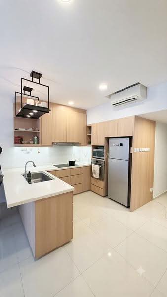River Place, 60 Havelock Road, Alexandra / Commonwealth, 1 Bedroom, 797 sqft, Condominium For Rent, by Sylvia Lim, 500271593 - Kitchen - PropertyGuru.com.sg