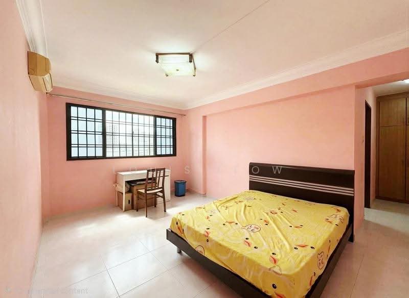 227 Jurong East Street 21, 227 Jurong East Street 21, Boon Lay / Jurong / Tuas, 3 Bedrooms, 1,292 sqft, HDB Flat For Sale, by Louis Leow, 500271603 - Bedroom - PropertyGuru.com.sg