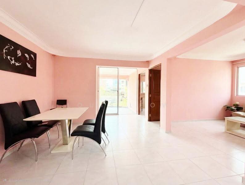 227 Jurong East Street 21, 227 Jurong East Street 21, Boon Lay / Jurong / Tuas, 3 Bedrooms, 1,292 sqft, HDB Flat For Sale, by Louis Leow, 500271603 - Living Room - PropertyGuru.com.sg