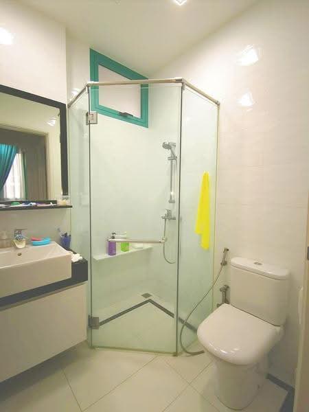 The Quinn, 9 Bartley Road, Hougang / Punggol / Sengkang, 2 Bedrooms, 732 sqft, Apartment For Rent, by Hazel Tea, 500271622 - Bathroom - PropertyGuru.com.sg