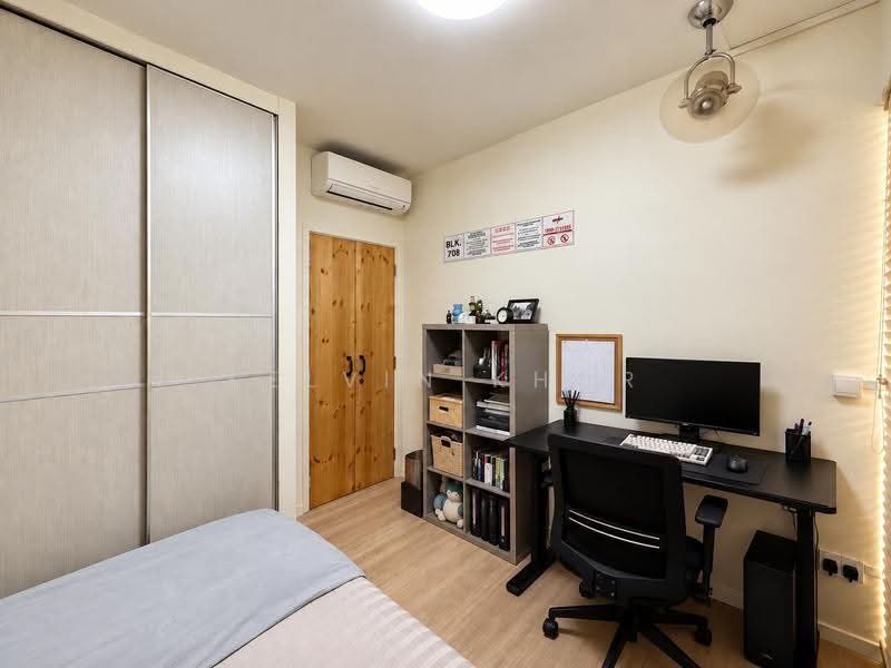 Lake Life, 6 Tao Ching Road, Boon Lay / Jurong / Tuas, 3 Bedrooms, 1,119 sqft, Condominium For Sale, by Kelvin Khor, 500271625 - Bedroom - PropertyGuru.com.sg