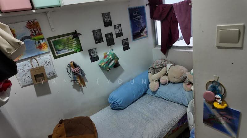 Kerrisdale, 30 Sturdee Road, Farrer Park / Serangoon Rd, 3 Bedrooms, 1,259 sqft, Condominium For Sale, by Yang (Young) Li, 500271626 - Helper room - PropertyGuru.com.sg